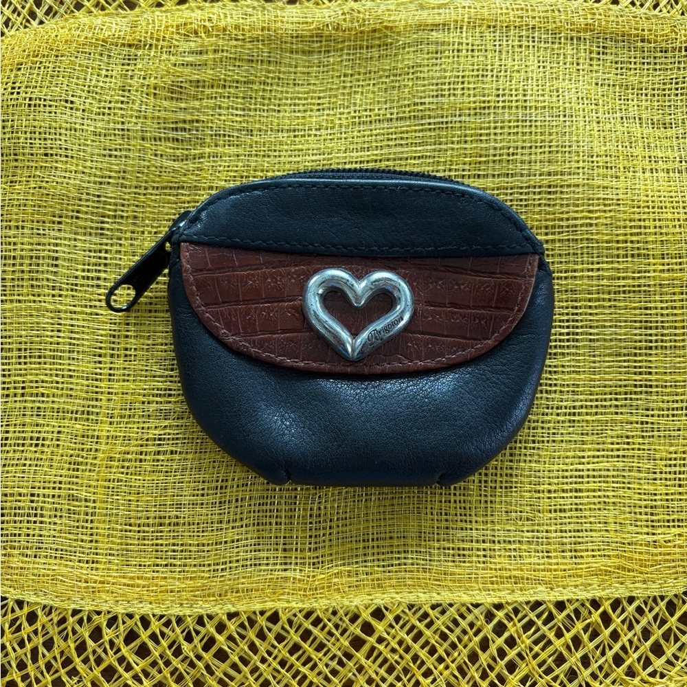 Brighton Black Leather Coin Purse With Exterior Snap Pocket in Brown Leather.